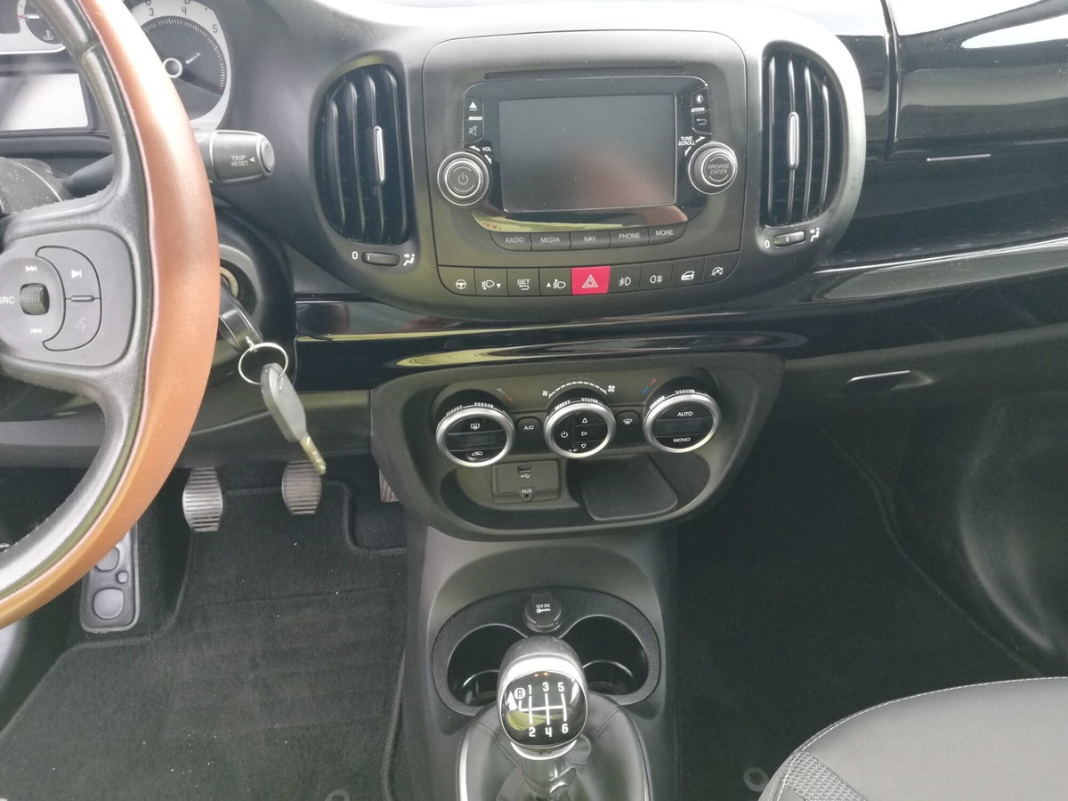 Fiat 500L 1.6 Multijet 120 CV Trekking (10)