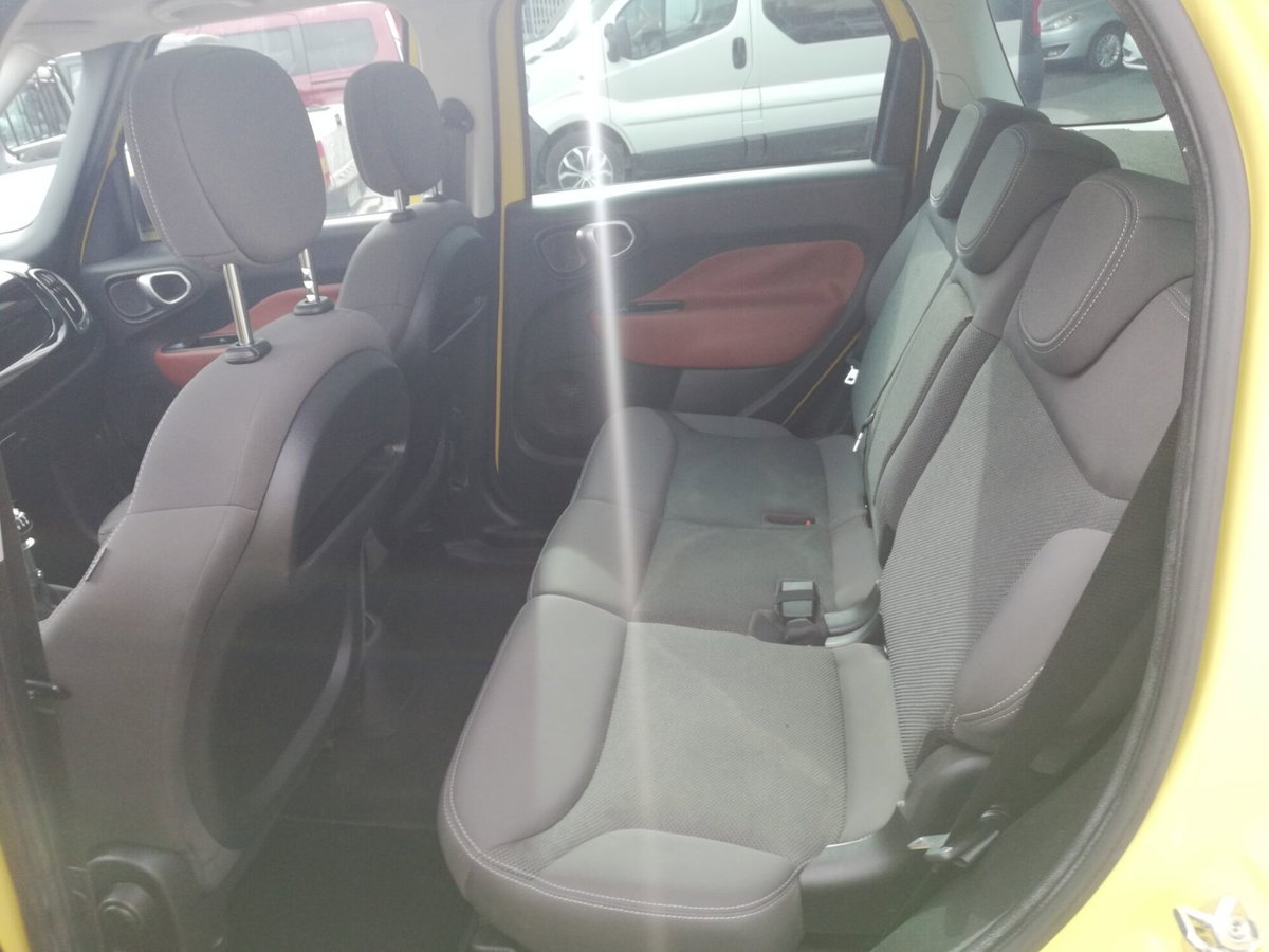 Fiat 500L 1.6 Multijet 120 CV Trekking (12)