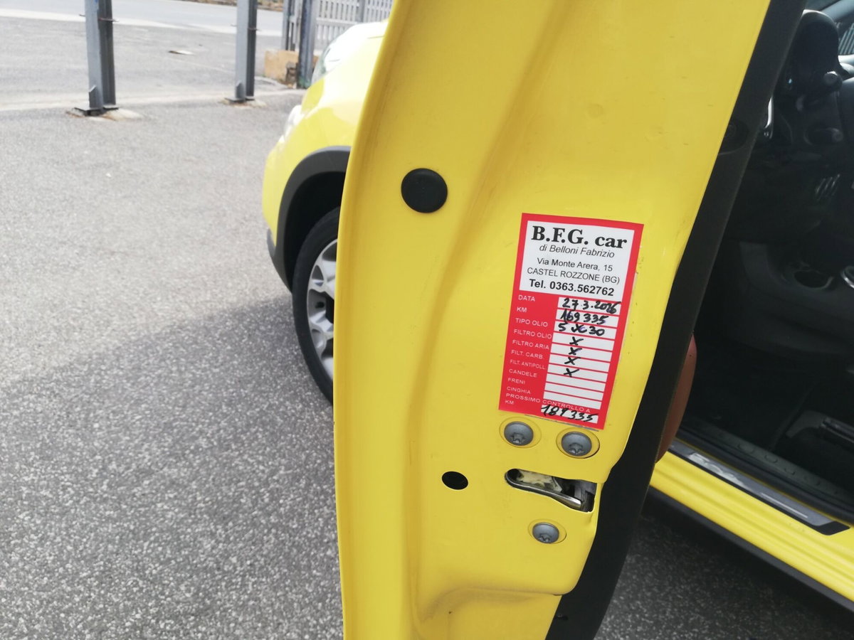 Fiat 500L 1.6 Multijet 120 CV Trekking (15)