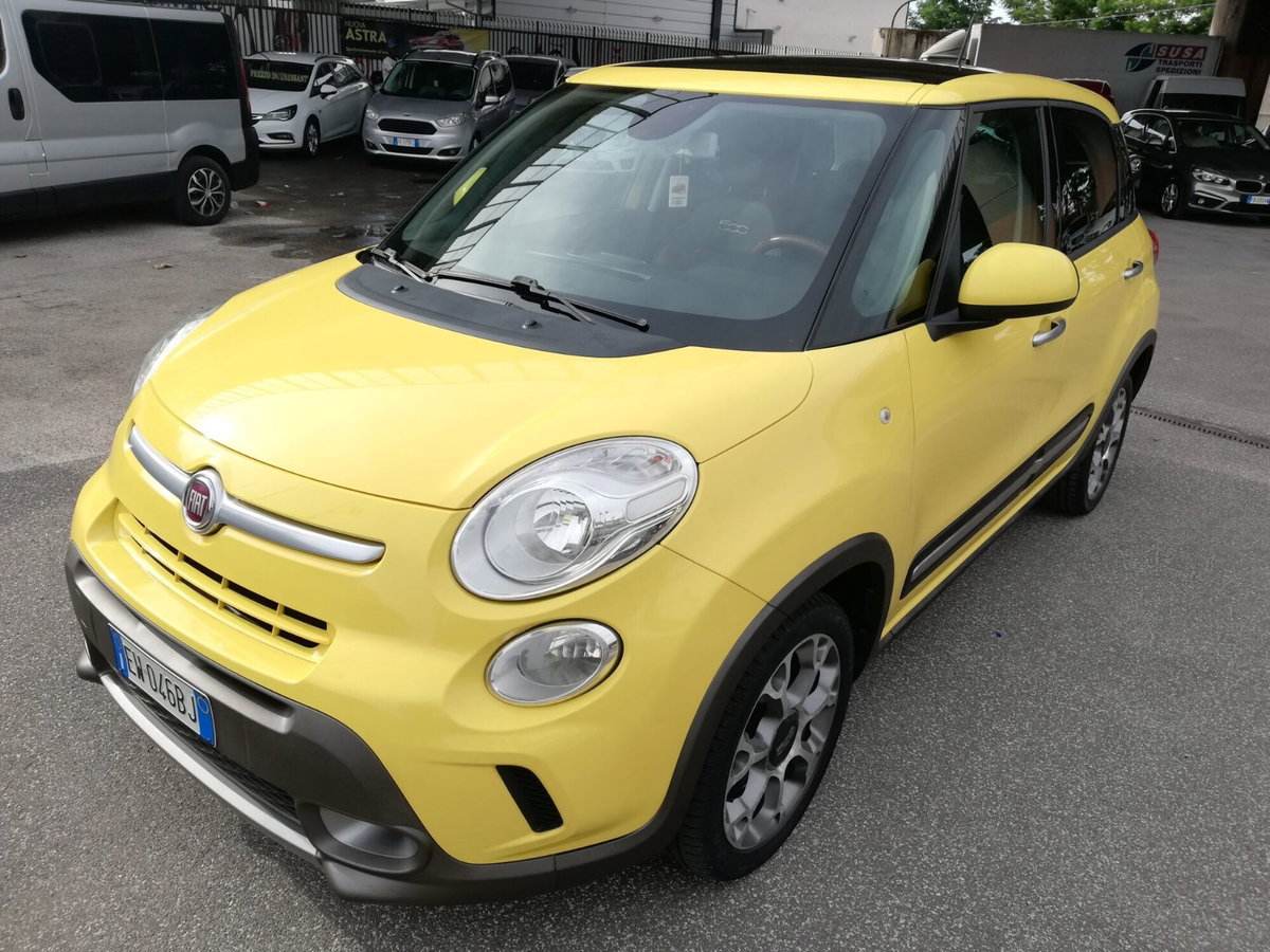 Fiat 500L 1.6 Multijet 120 CV Trekking (2)
