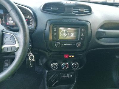 Jeep Renegade 1.6 E-TorQ EVO Sport (10)