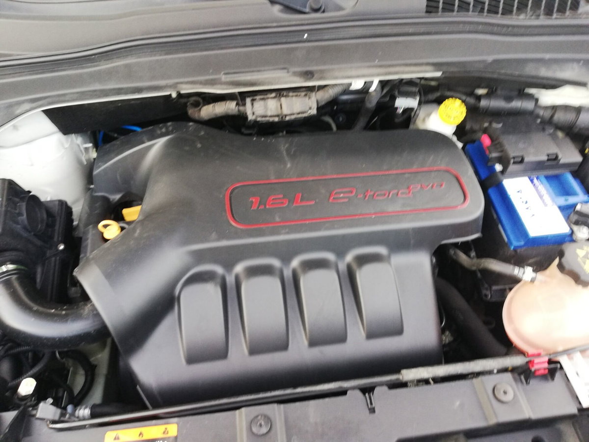 Jeep Renegade 1.6 E-TorQ EVO Sport (16)