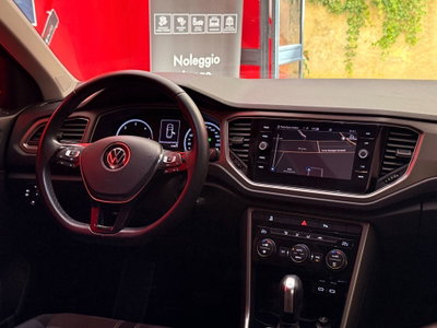 Volkswagen T-Roc 2.0 TDI SCR 150 CV DSG Sport BlueMotion Technology (15)