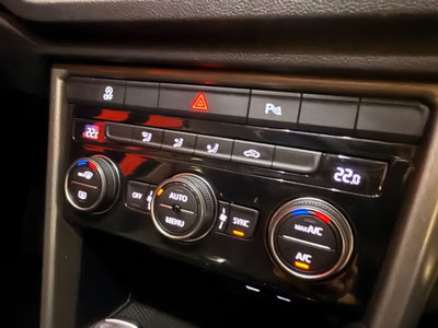 Volkswagen T-Roc 2.0 TDI SCR 150 CV DSG Sport BlueMotion Technology (6)