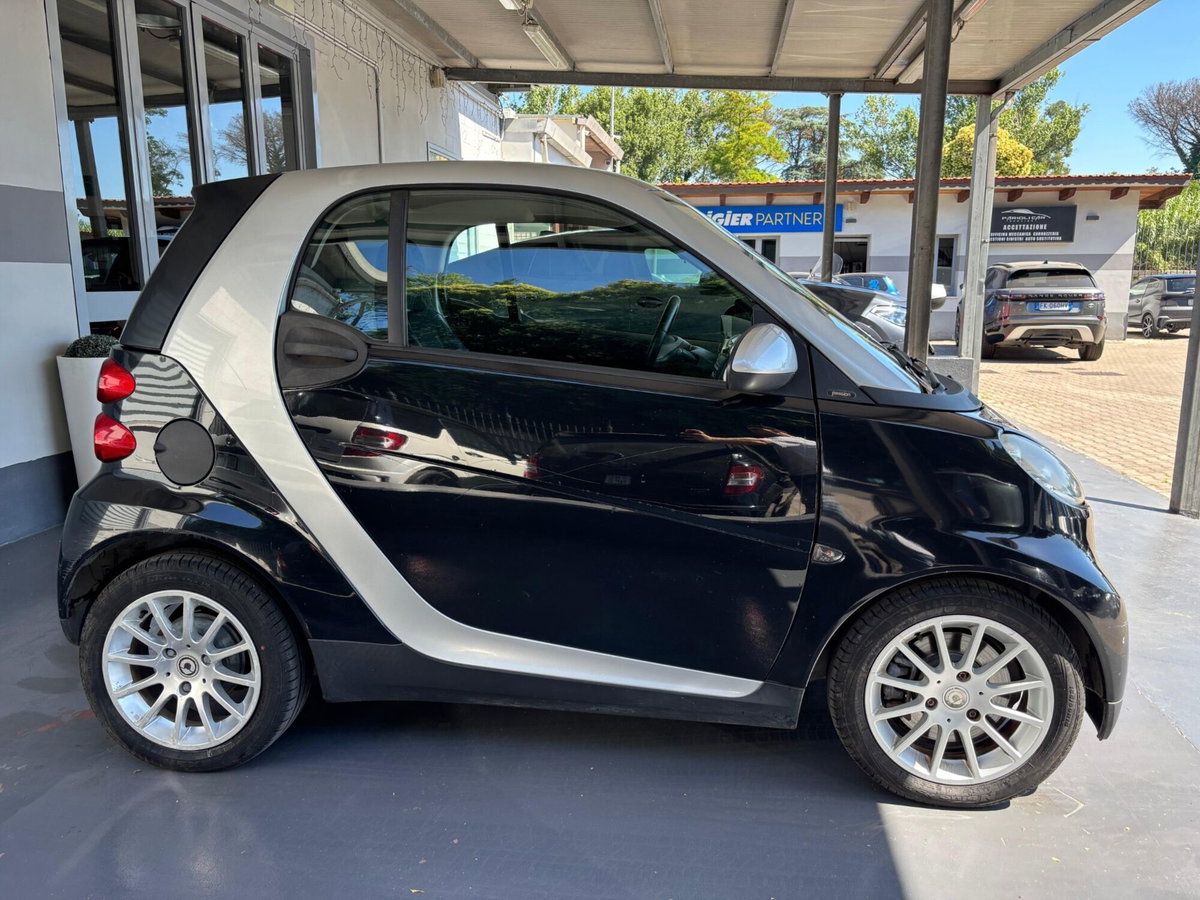 smart Fortwo 1000 52 kW coupé passion (8)