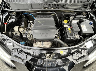 Lancia Ypsilon 1.2 69 CV Platino (16)
