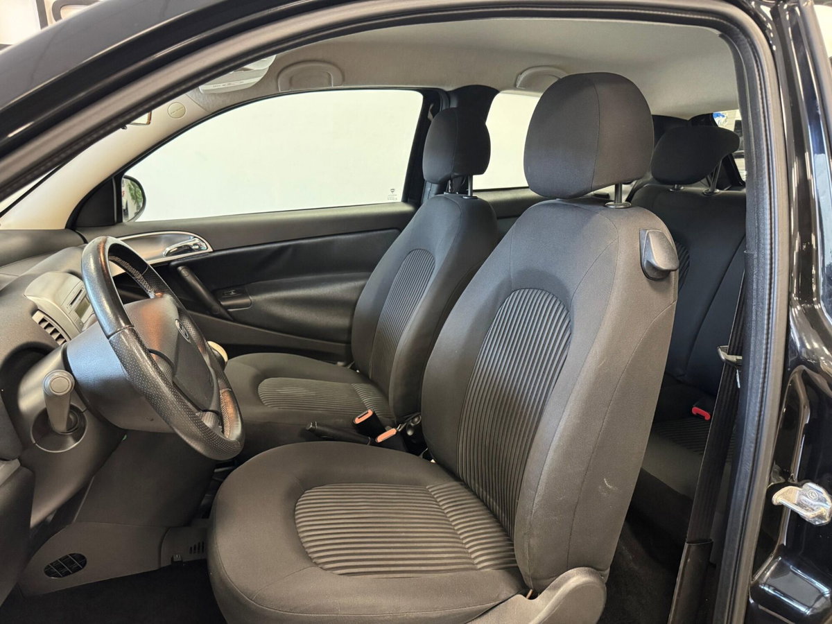 Lancia Ypsilon 1.2 69 CV Platino (8)