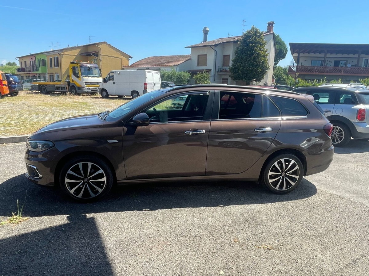 Fiat Tipo Station Wagon Tipo 1.6 Mjt S&S SW Lounge (2)