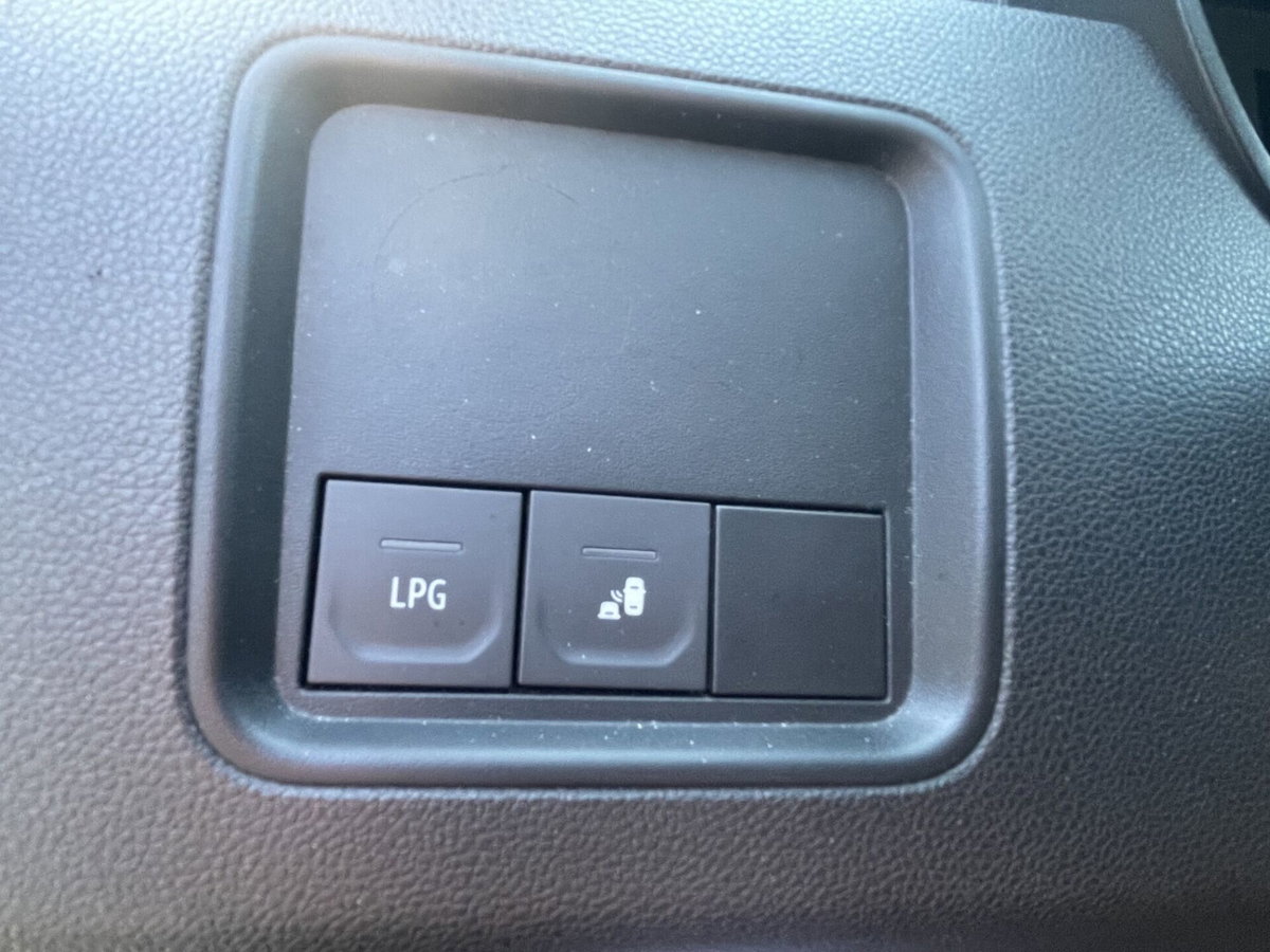 Dacia Duster 1.0 TCe GPL 4x2 Journey (11)