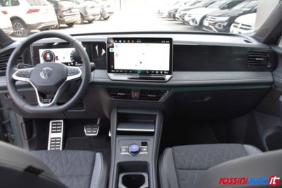 Volkswagen Tiguan 2.0 tdi Edition 150cv dsg (10)