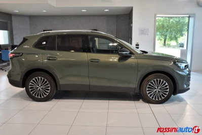 Volkswagen Tiguan 2.0 tdi Edition 150cv dsg (6)