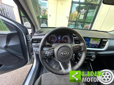 Kia Stonic 1.0 T-GDi 120 CV Style (11)