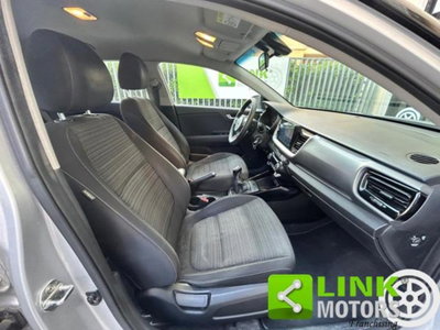 Kia Stonic 1.0 T-GDi 120 CV Style (6)