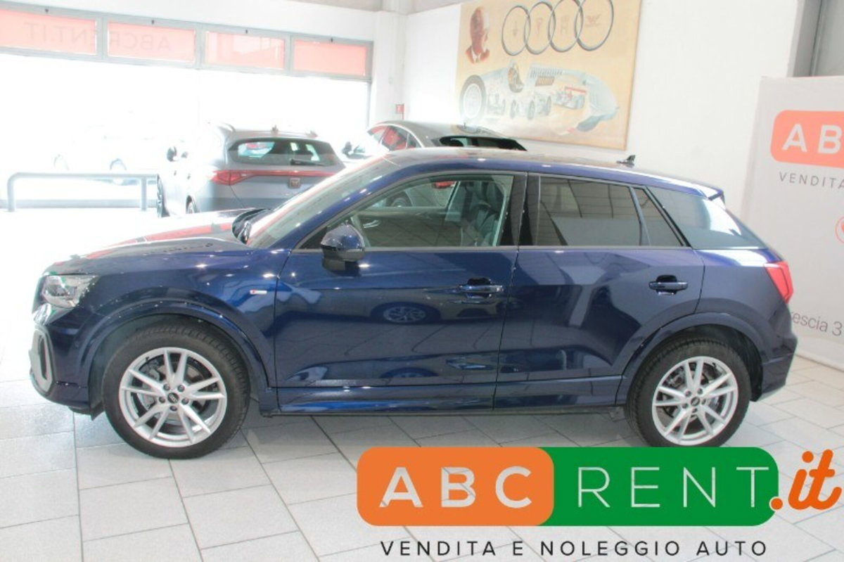 Audi Q2 Q2 35 TFSI S tronic Identity Black (4)