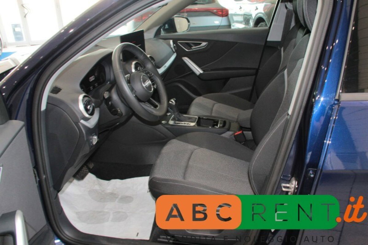 Audi Q2 Q2 35 TFSI S tronic Identity Black (9)