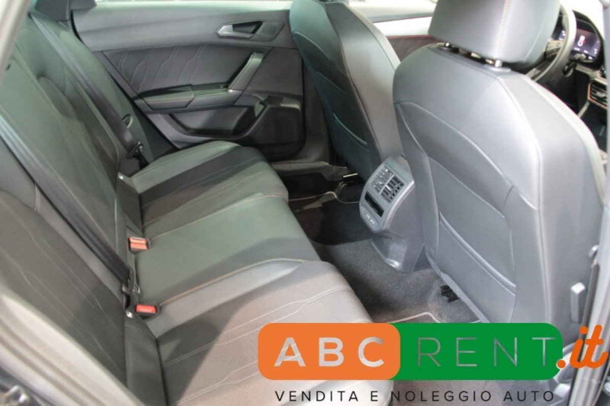Cupra Leon Leon 1.5 hybrid 150cv dsg (11)