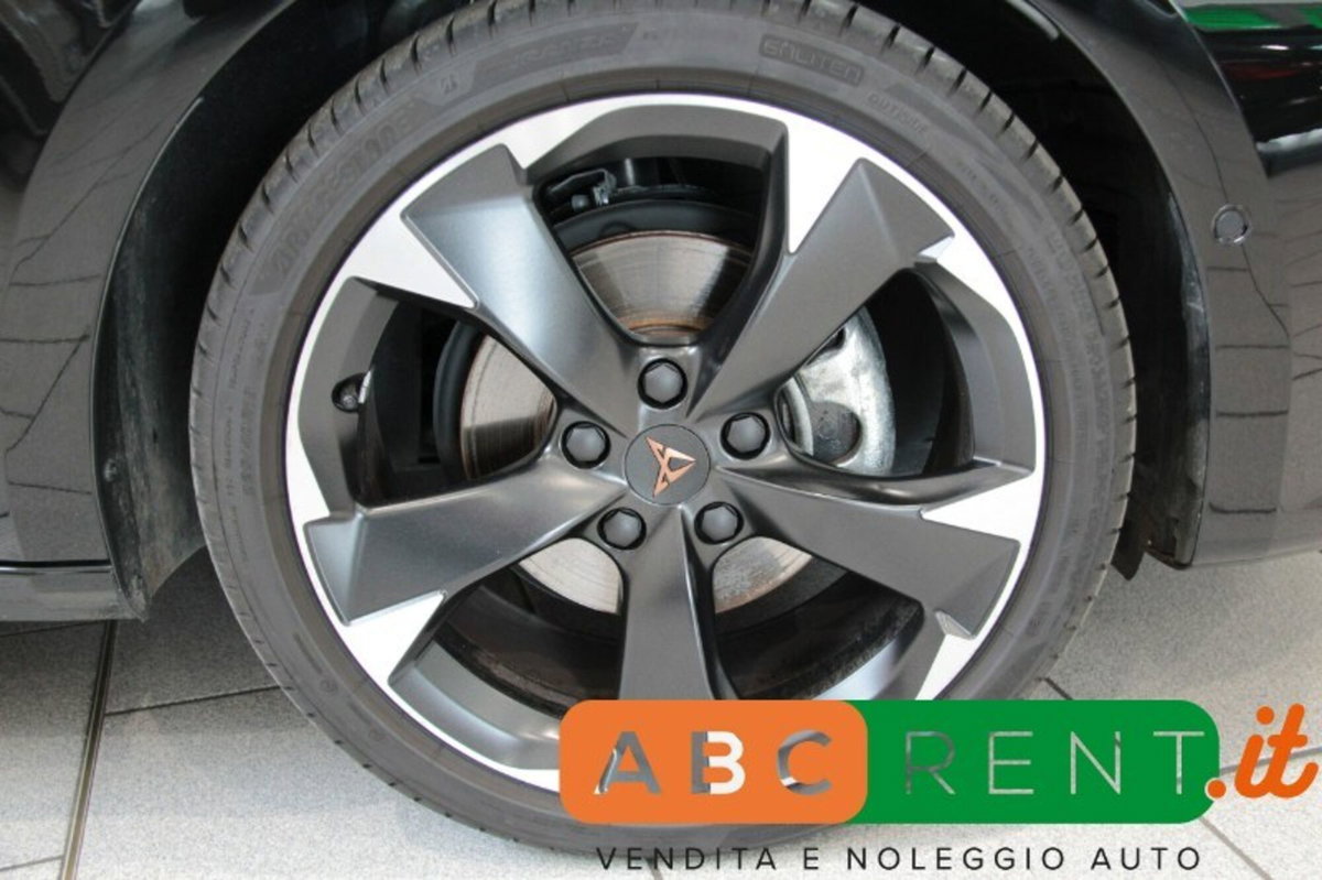 Cupra Leon Leon 1.5 hybrid 150cv dsg (2)