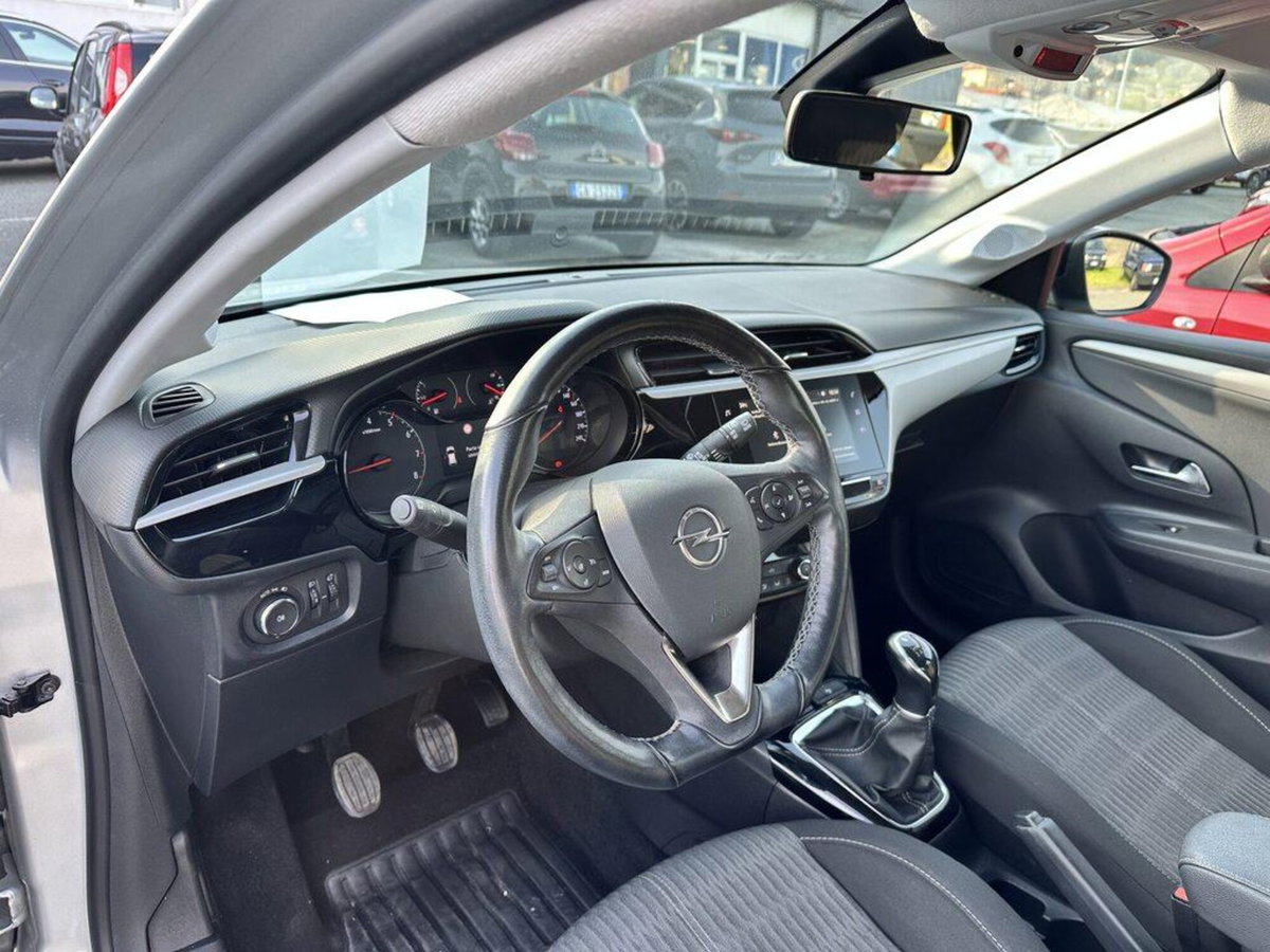 Opel Corsa 1.2 Edition (8)