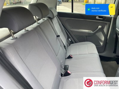Volkswagen Golf 1.6 16V FSI 5p. Sportline (10)