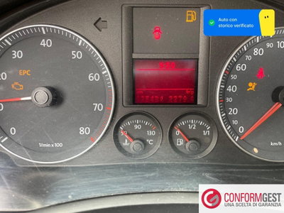 Volkswagen Golf 1.6 16V FSI 5p. Sportline (13)