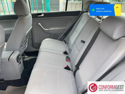 Volkswagen Golf 1.6 16V FSI 5p. Sportline (8)