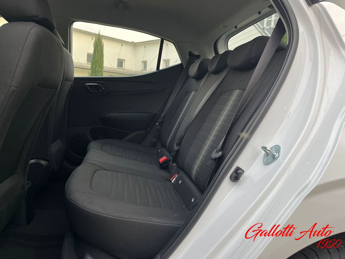 Hyundai i10 1.0 mpi Connectline 63cv (10)