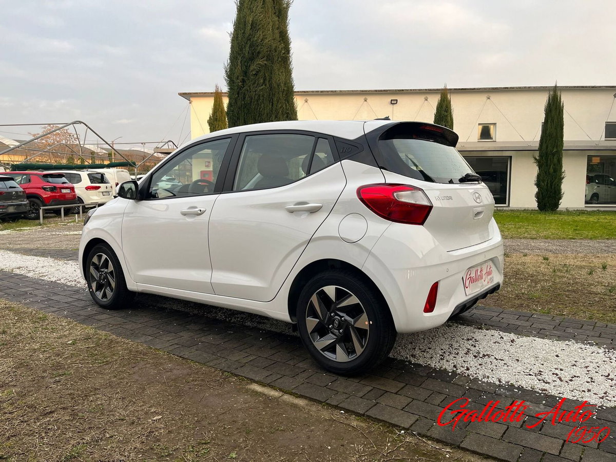 Hyundai i10 1.0 mpi Connectline 63cv (2)