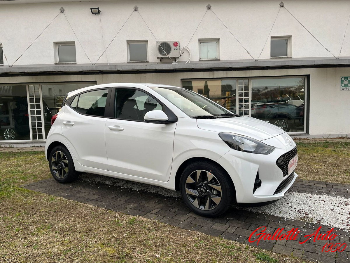 Hyundai i10 1.0 mpi Connectline 63cv (8)