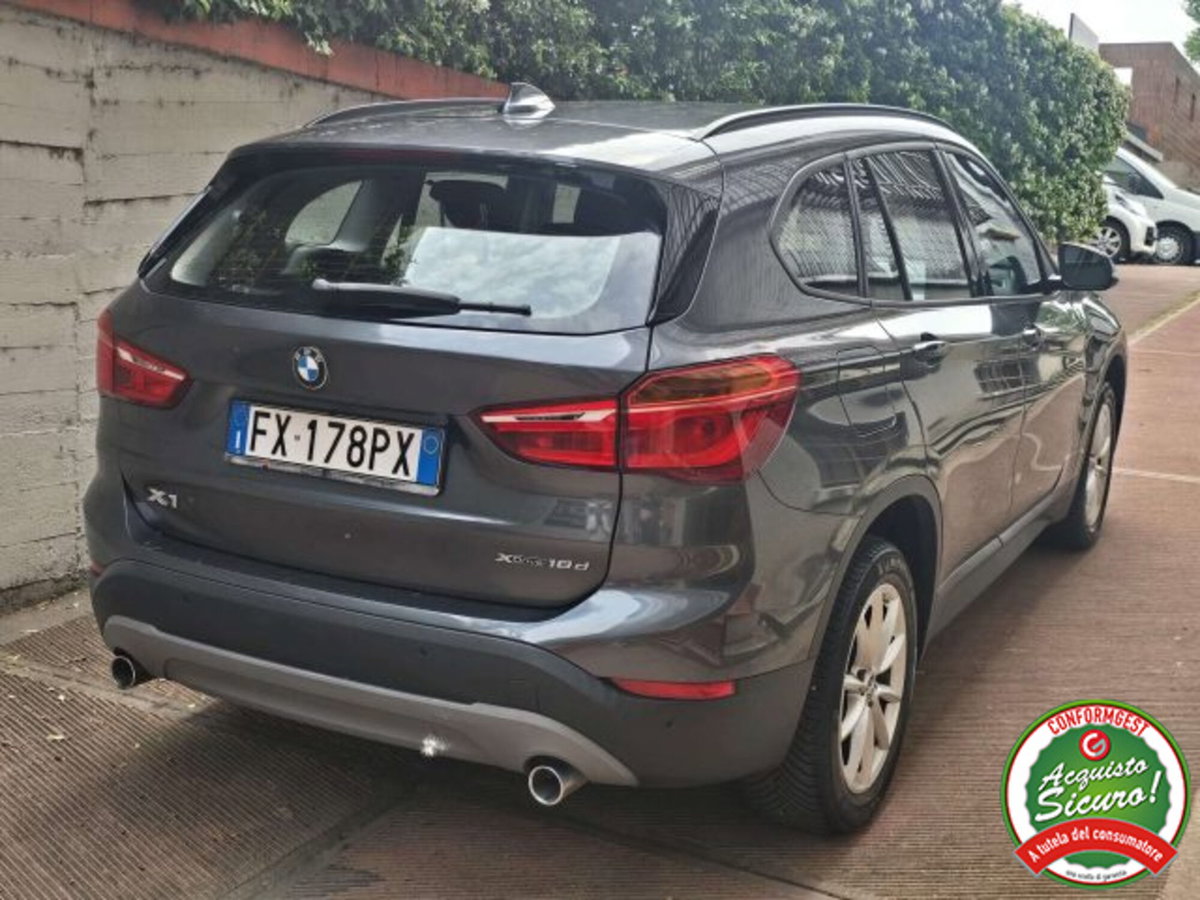 BMW X1 xDrive18d Business Advantage (5)
