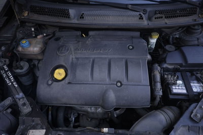Fiat Bravo 1.9 MJT 120 CV Emotion (19)