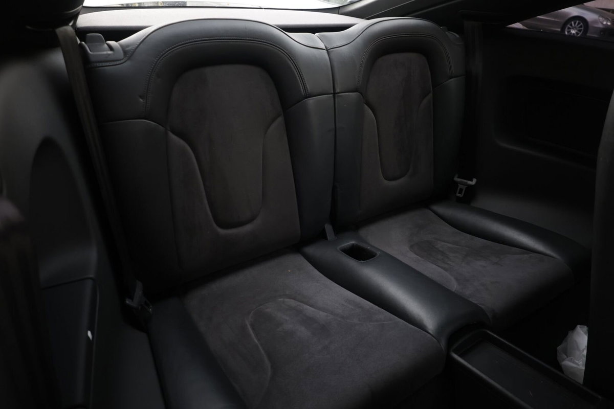Audi TT Coupé 2.0 TFSI (12)