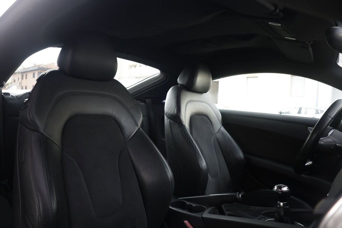 Audi TT Coupé 2.0 TFSI (6)