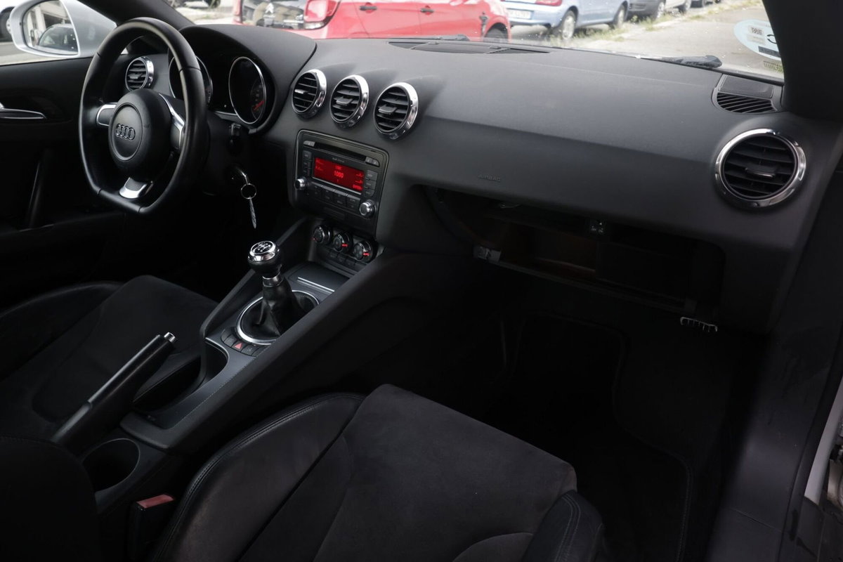 Audi TT Coupé 2.0 TFSI (8)
