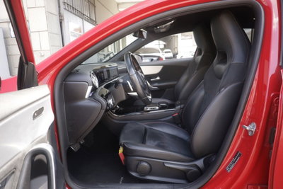 Mercedes-Benz Classe A 180 d Premium (19)