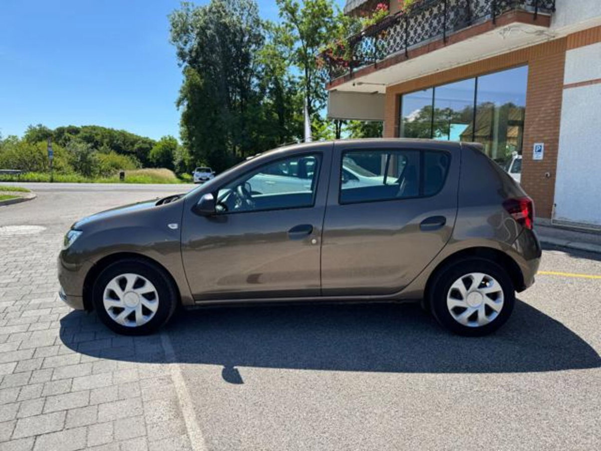 Dacia Sandero 1.0 SCe 12V 75CV Essential (3)