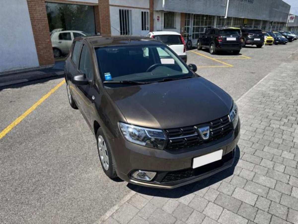 Dacia Sandero 1.0 SCe 12V 75CV Essential (8)