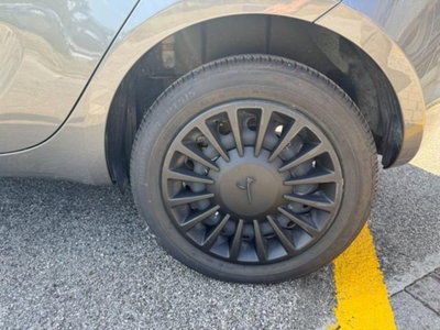 Lancia Ypsilon 1.0 FireFly 5 porte S&S Hybrid Silver Plus (17)