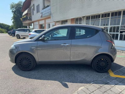 Lancia Ypsilon 1.0 FireFly 5 porte S&S Hybrid Silver Plus (3)
