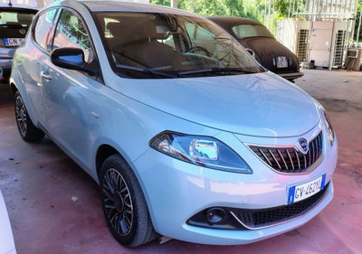 Lancia Ypsilon 1.0 FireFly 5 porte S&S Hybrid Gold Plus usata