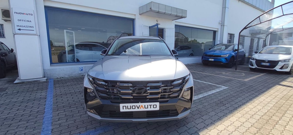 Hyundai Tucson 1.6 hev Exellence 2wd 239cv auto (2)