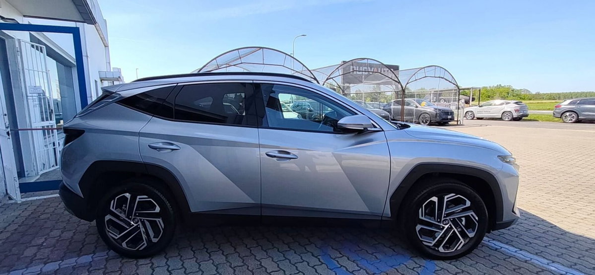 Hyundai Tucson 1.6 hev Exellence 2wd 239cv auto (8)