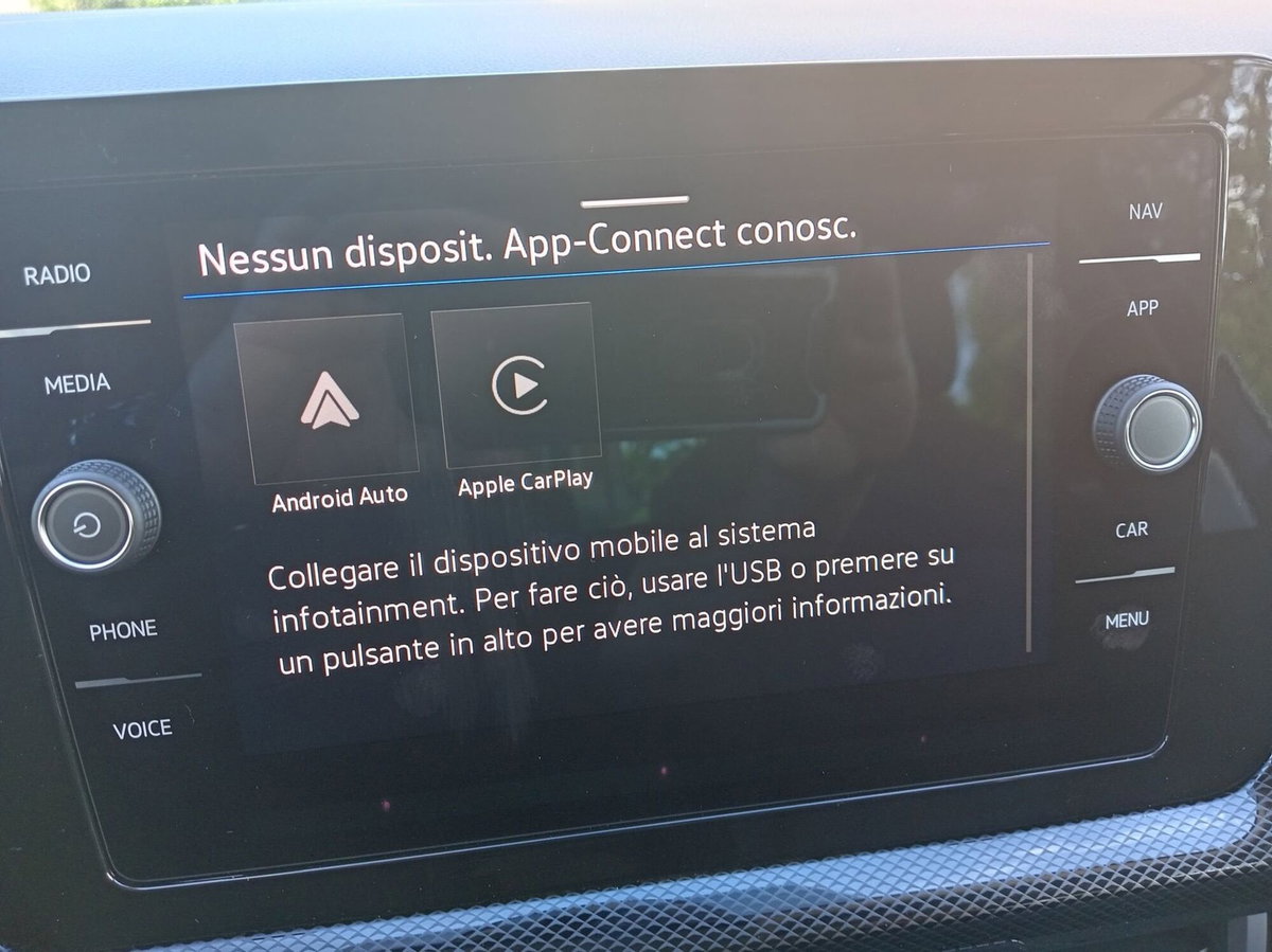 Volkswagen T-Cross 1.0 tsi Edition 115cv (13)