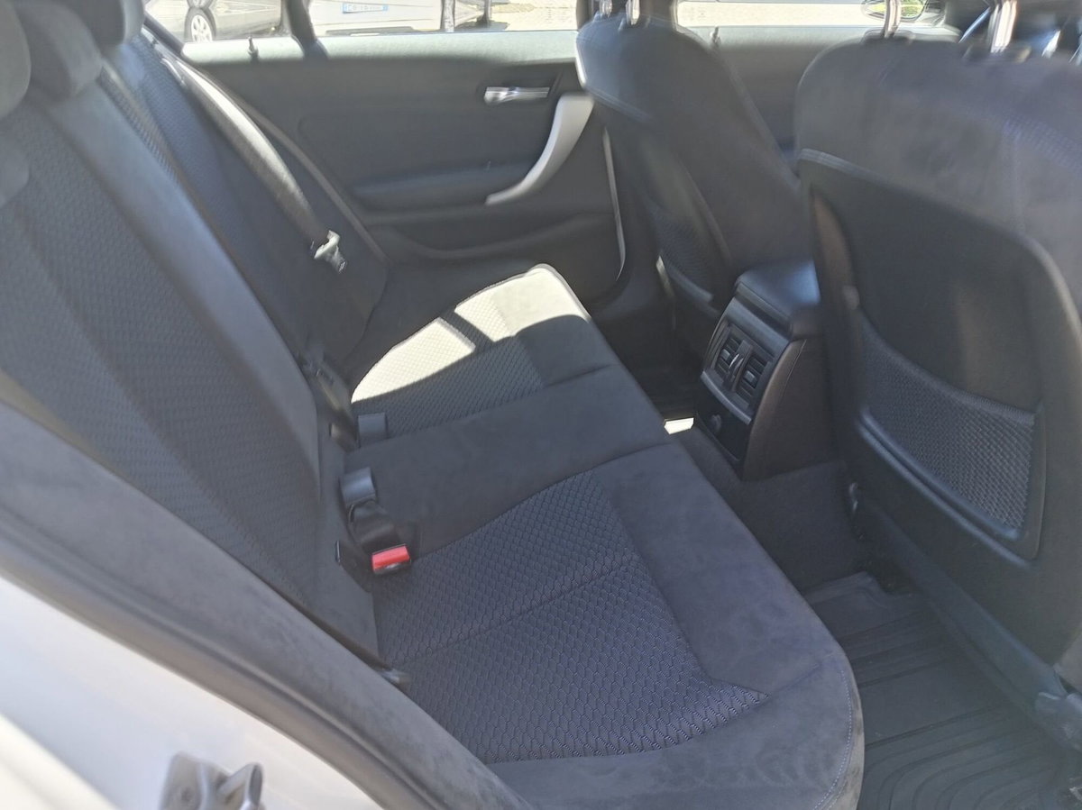BMW Serie 1 5p. 116d 5p. Msport (16)