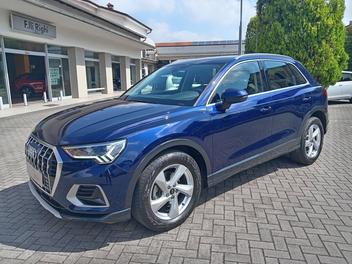 Audi Q3 35 TDI quattro S tronic Business Advanced