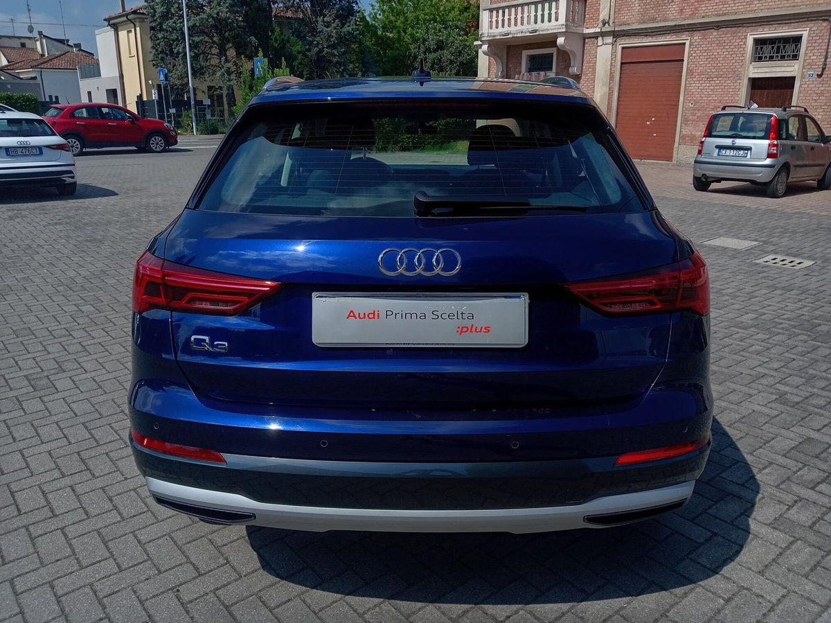 Audi Q3 35 TDI quattro S tronic Business Advanced (11)