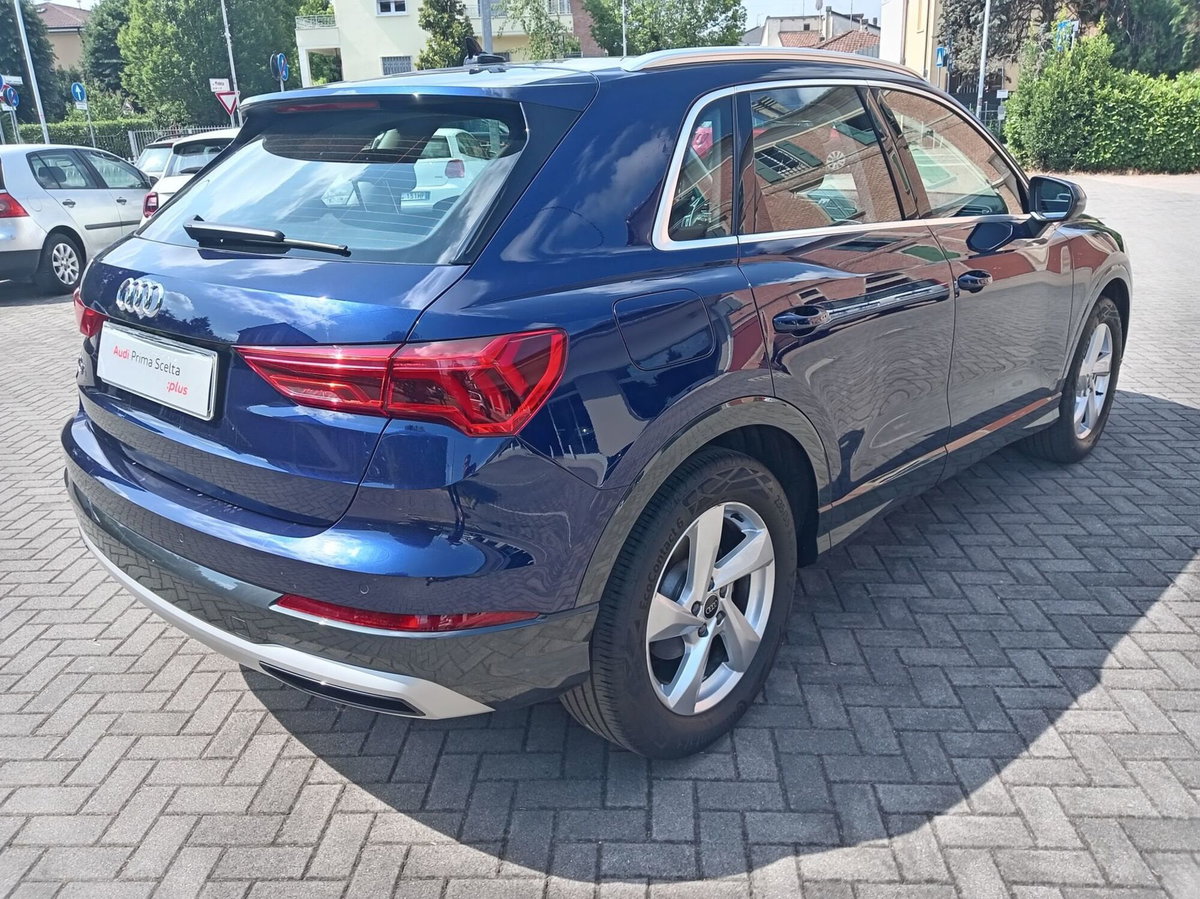 Audi Q3 35 TDI quattro S tronic Business Advanced (12)