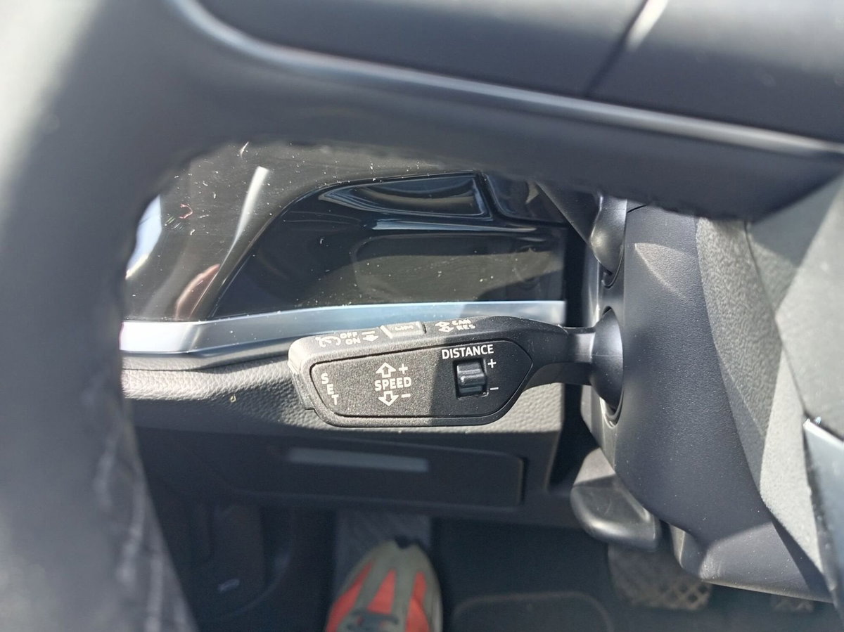 Audi Q3 35 TDI quattro S tronic Business Advanced (17)