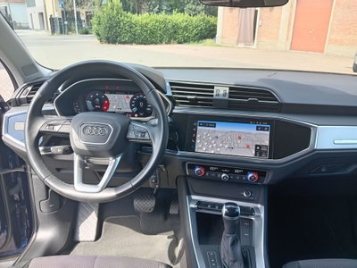 Audi Q3 35 TDI quattro S tronic Business Advanced (20)