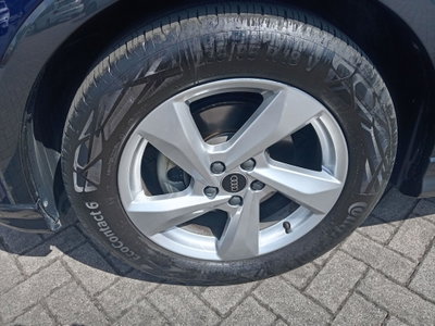 Audi Q3 35 TDI quattro S tronic Business Advanced (3)