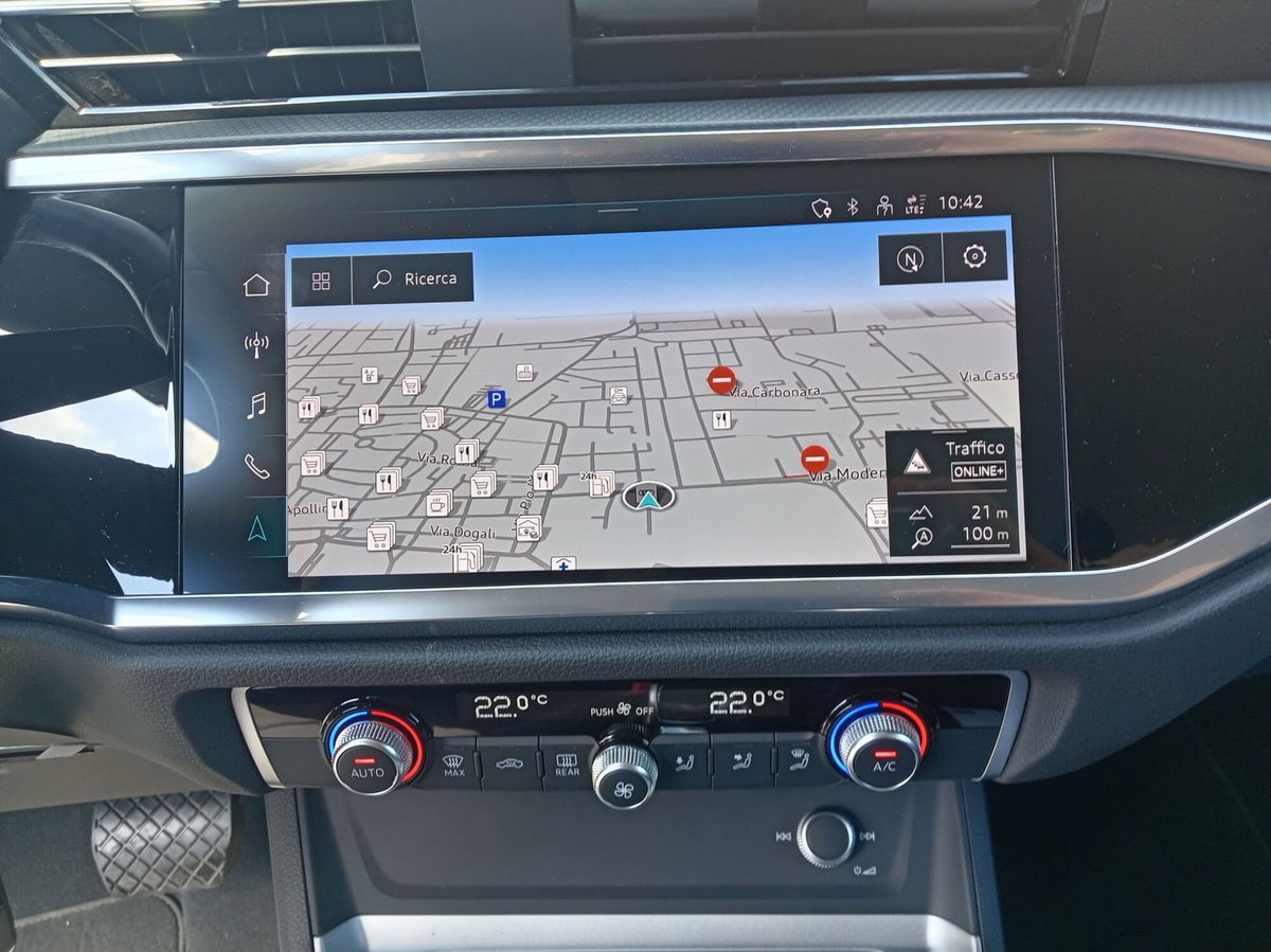 Audi Q3 35 TDI quattro S tronic Business Advanced (5)